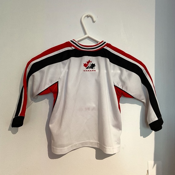 Mighty Mac Sports Kids Hockey Canada Jersey Little Boy Girl Toddler - Picture 4 of 7